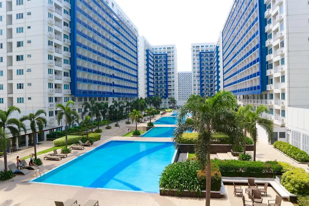 Apartment Condodeal At Sea Residences Manila Philippines