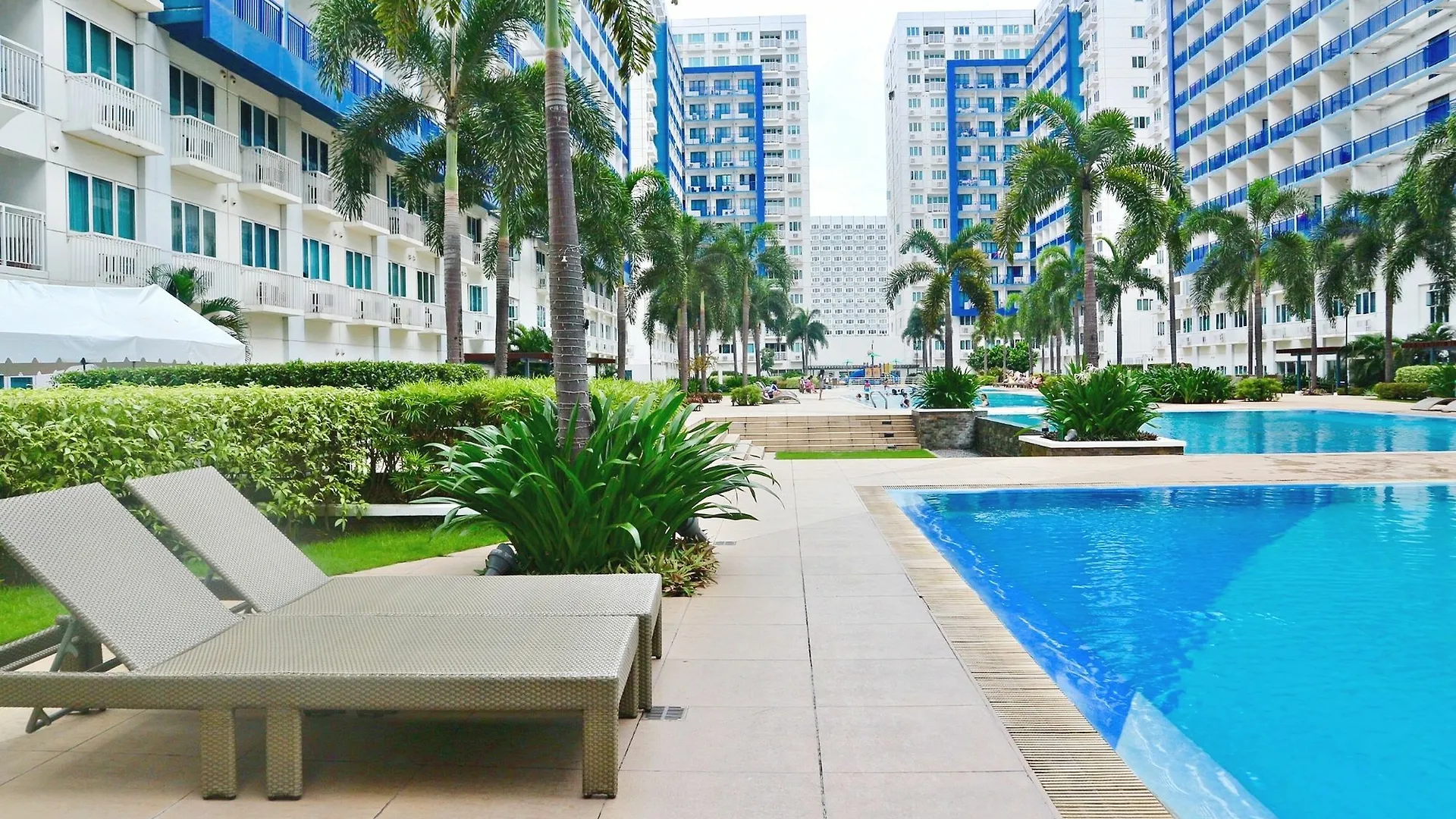 Condodeal At Sea Residences Manila